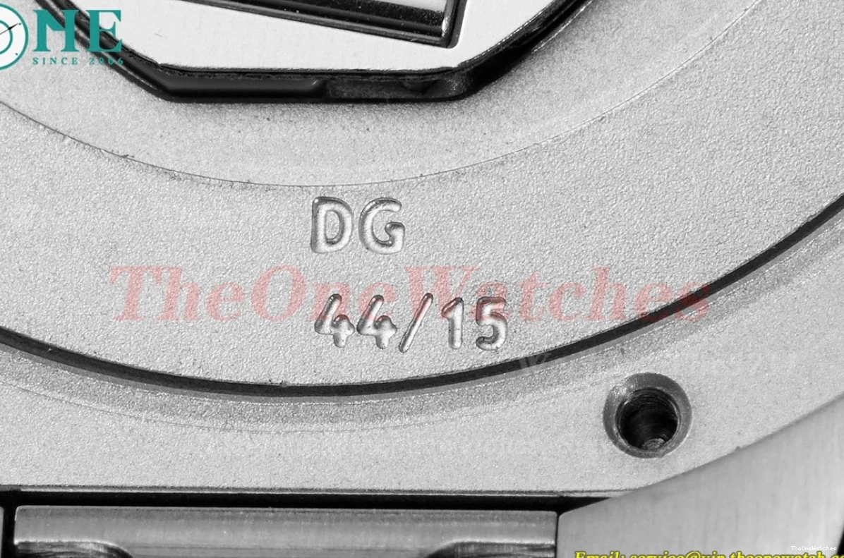 White Dial AF SS Bleu SS Cartier Ballon De Quartz 33mm 0327